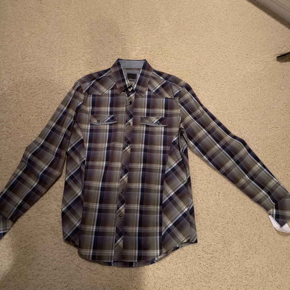 7 diamond men’s button up shirt size M